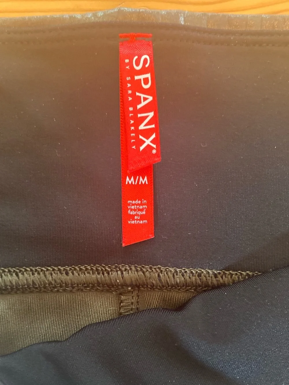 Spanx Faux Leather Croc Embossed Leggings Dark Olive High Rise Slim Fit Size M